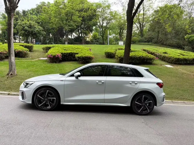 Audi A3 — Фото автомобиля 5