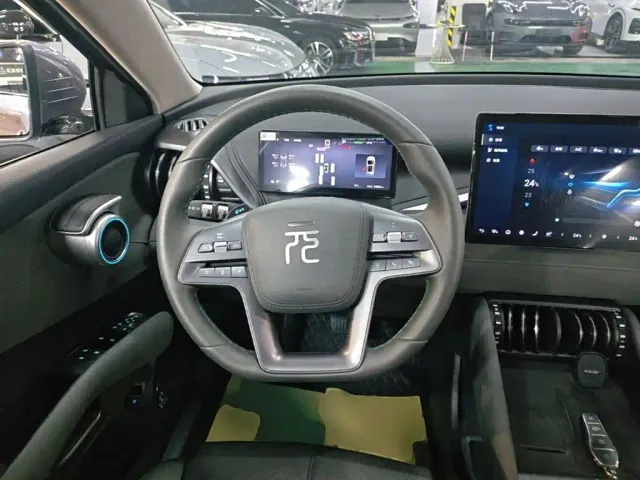BYD Yuan PLUS — Фото автомобиля 10