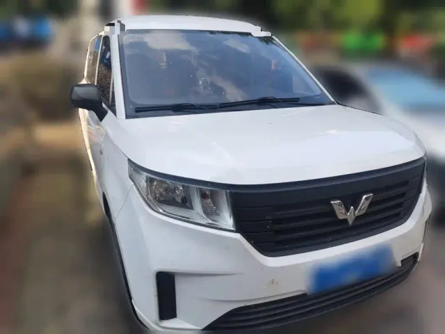 Wuling Zhengcheng — Фото автомобиля 23
