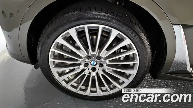 BMW X7 — Фото автомобиля 5