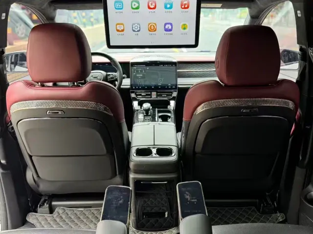 GAC Trumpchi M8 — Фото автомобиля 6