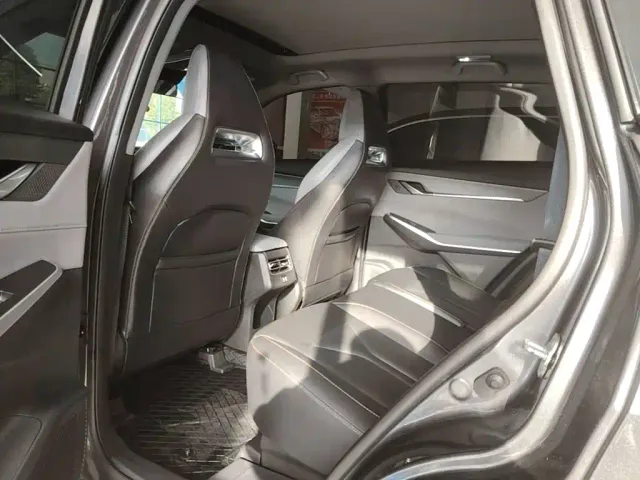Changan CS75 Plus — Фото автомобиля 16