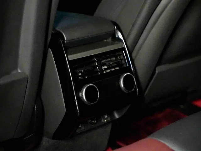 Land Rover Range Rover Sport — Фото автомобиля 13