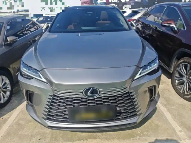 Lexus RX — Фото автомобиля 2