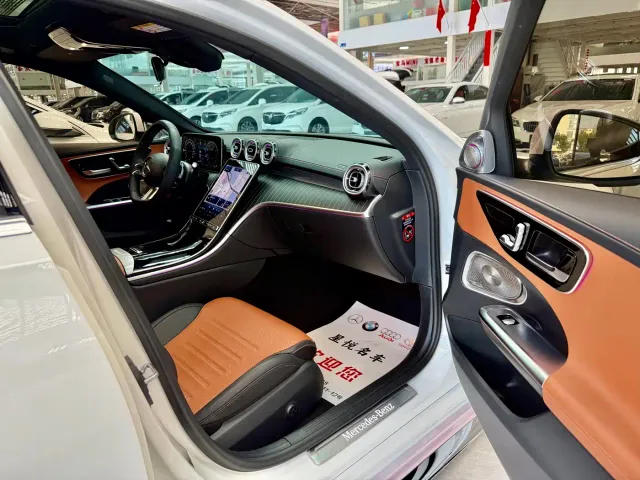 Mercedes-Benz C-Class — Фото автомобиля 5