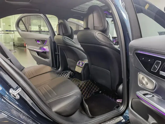 Mercedes-Benz C-Class — Фото автомобиля 12