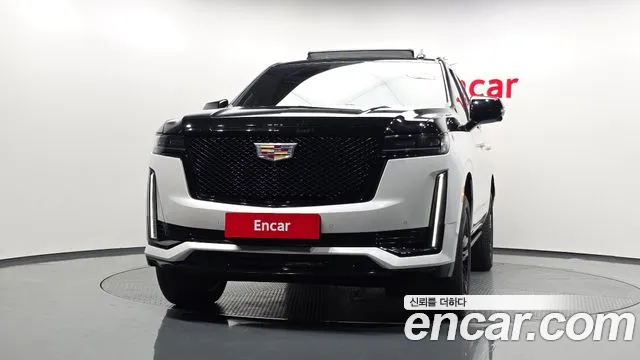 Cadillac Escalade 5th Gen — Фото автомобиля 3