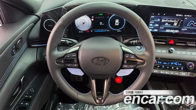 Hyundai AVANTE — Фото автомобиля 12