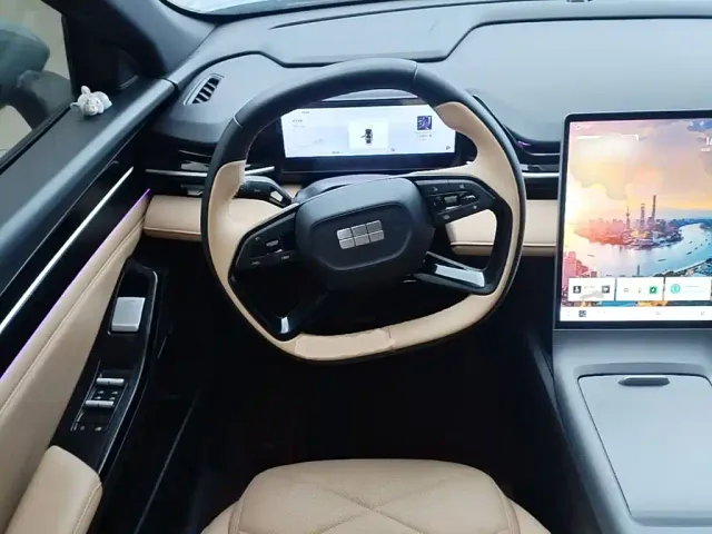 Geely Galaxy L6 — Фото автомобиля 10