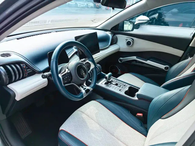 BYD Yuan PLUS — Фото автомобиля 5