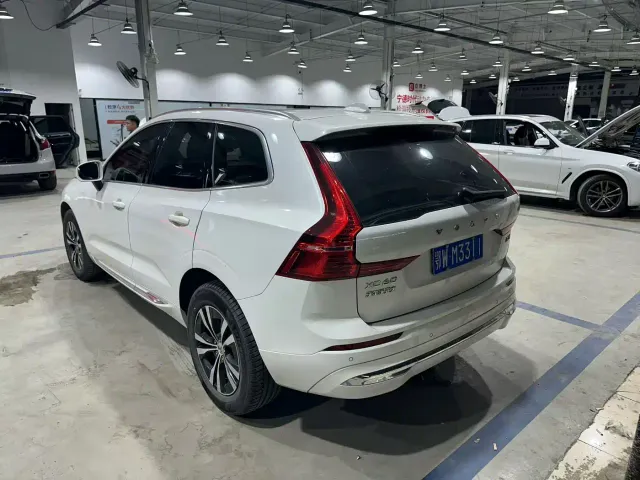 Volvo Volvo XC60 2023 B5 AWD Smart Luxury Edition — Фото автомобиля 5