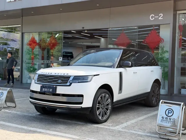 Фотография автомобиля — Land Rover Range Rover