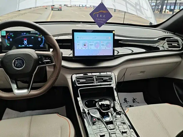 BYD Qin PLUS — Фото автомобиля 12