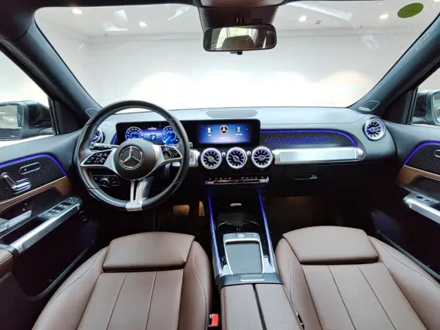 Mercedes-Benz EQB — Фото автомобиля 9