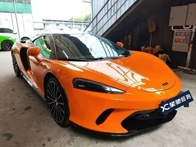 McLaren GT — Фото автомобиля 2