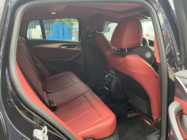 BMW X4 — Фото автомобиля 14