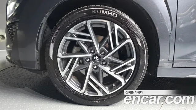 Hyundai Kona — Фото автомобиля 5