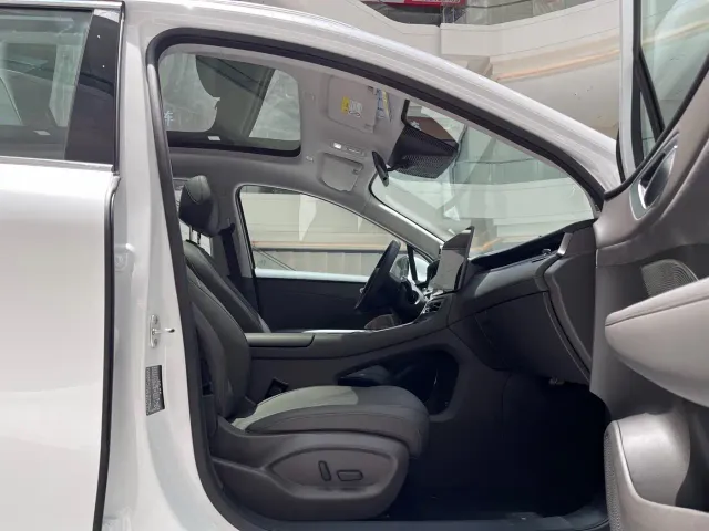 Shangjie SUV — Фото автомобиля 12