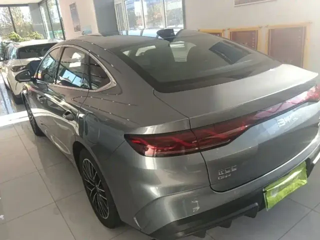 BYD Qin L — Фото автомобиля 4
