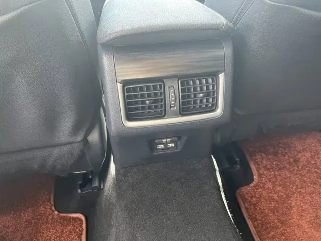 Toyota Camry — Фото автомобиля 23