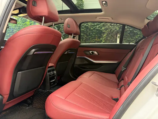 BMW 3 Series — Фото автомобиля 13
