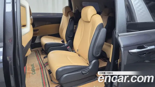 Kia Carnival 4th Gen — Фото автомобиля 18