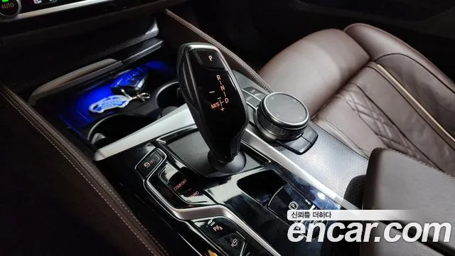 BMW Gran Turismo — Фото автомобиля 9