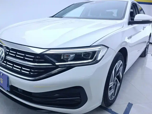 Volkswagen Sagitar — Фото автомобиля 5