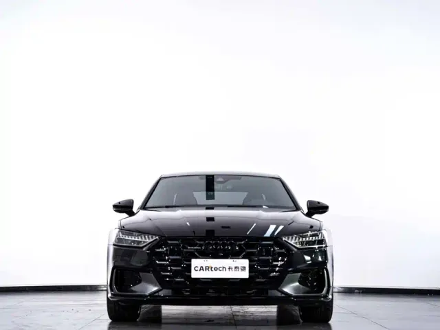 Audi A7L — Фото автомобиля 4