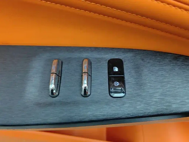 Dongfeng Fengshen L7 — Фото автомобиля 9