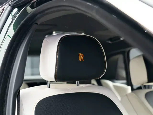 Rolls-Royce Ghost — Фото автомобиля 18