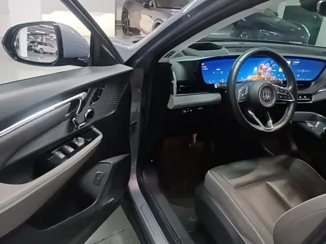 Buick E5 — Фото автомобиля 11