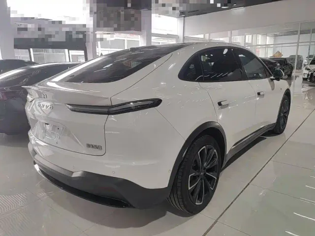 Onvo L60 — Фото автомобиля 6