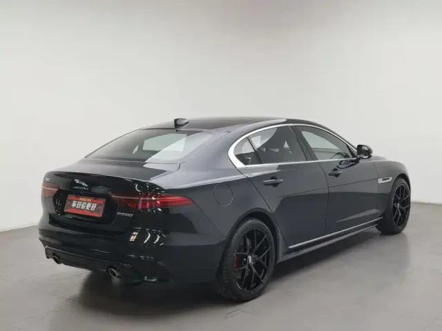 Jaguar XEL — Фото автомобиля 2