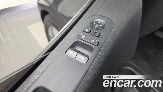 Hyundai Staria — Фото автомобиля 23