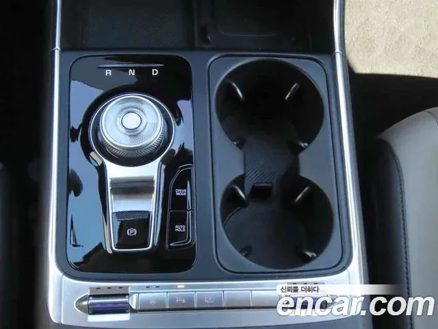 Kia Carnival 4th Gen — Фото автомобиля 14