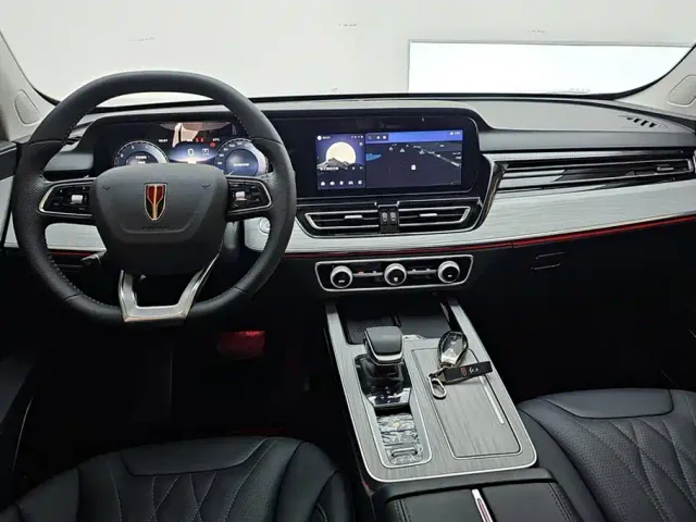 Hongqi HS5 — Фото автомобиля 12