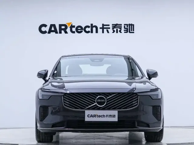 Volvo S90 — Фото автомобиля 7