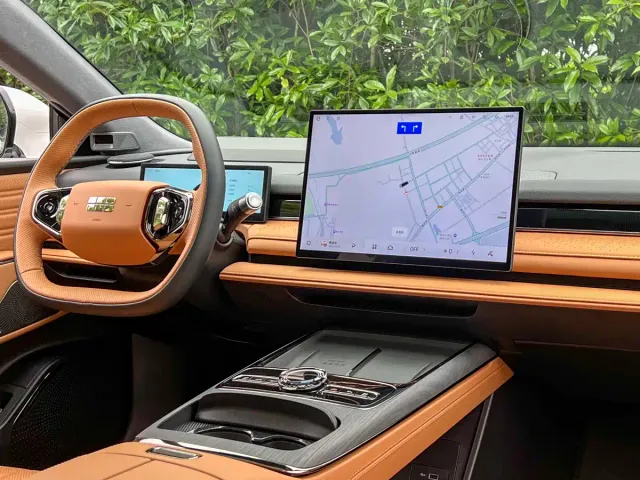 Geely Galaxy Xingyao 8 — Фото автомобиля 12