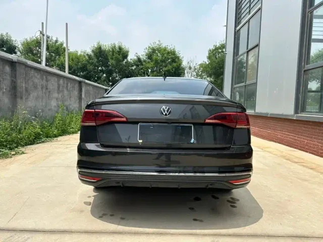 Volkswagen Bora — Фото автомобиля 4