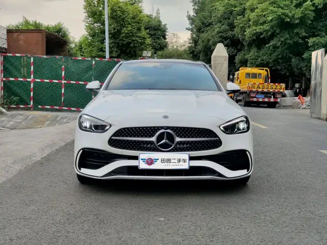 Mercedes-Benz C-Class — Фото автомобиля 2