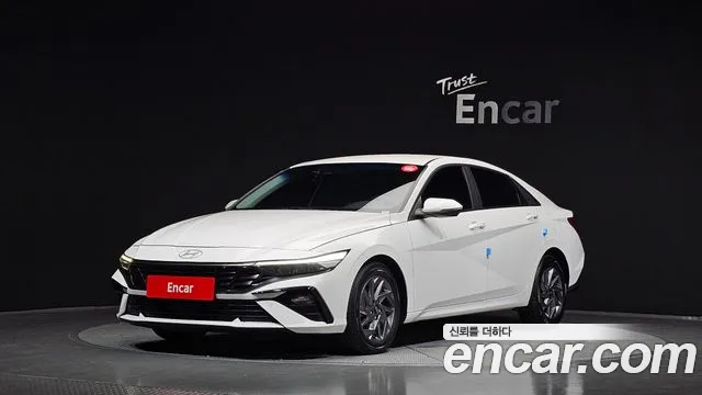 Фотография автомобиля — Hyundai Avante CN7