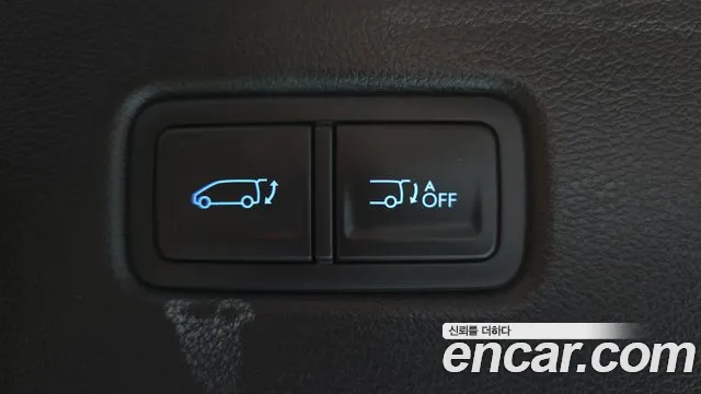 Hyundai Staria Staria 4WD Lounge 9 мест — Фото автомобиля 20