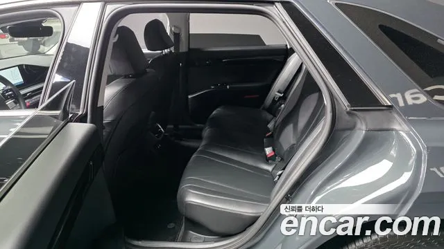 Hyundai Grandeur GN7 — Фото автомобиля 15