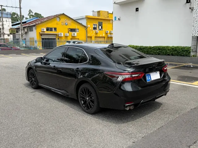 Toyota Camry — Фото автомобиля 7