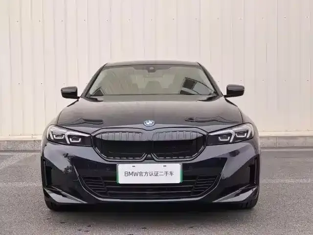 BMW i3 — Фото автомобиля 14