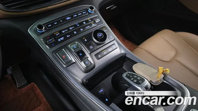 Hyundai Santafe — Фото автомобиля 3