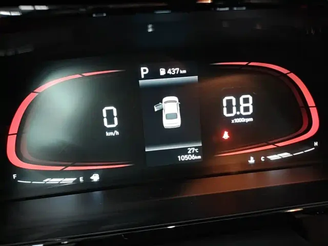 Hyundai Elantra — Фото автомобиля 11