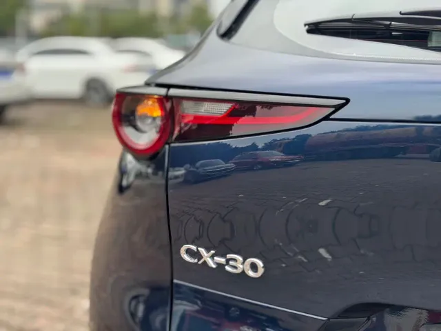 Mazda CX-30 — Фото автомобиля 9