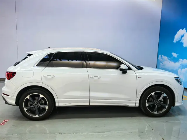 Audi Q3 — Фото автомобиля 7